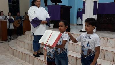 Dezenas de Fiéis participaram da abertura do Tríduo em louvor a São José no Bairro Cristo Rei